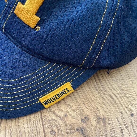 University of Michigan Wolverines Hat One Size Unisex - Picture 4 of 4